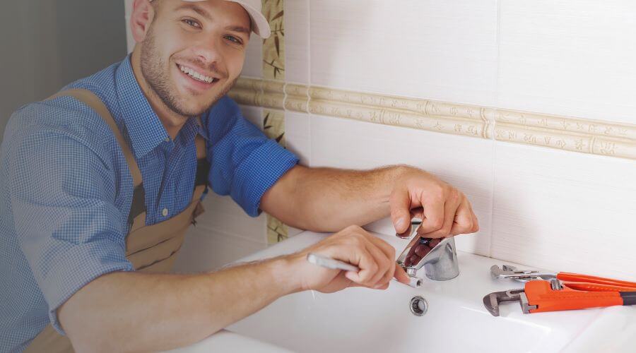 Professional clogged toilet repair in Lonetree, WY